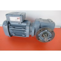 125 RPM  0,55 kW Asmaat 20 mm. UNUSED 